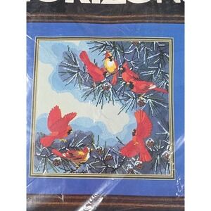 Monarch Horizons THE CARDINALS Needlepoint 1981 Kit T1346 Printed Canvas Birds‎